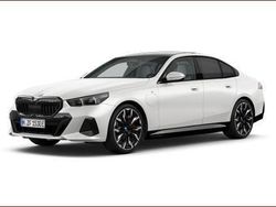 Mineralweiß Gebraucht 2024 BMW 550e Comfort Edition Limousine | 85.990 €