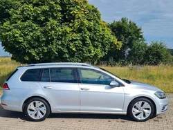 Silber Gebraucht 2018 VW Golf VII Highline Kombi | 16.875 € (Fairer Preis)