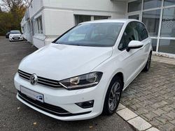 Pure white Gebraucht 2017 VW Golf Sportsvan Sound Van / Kleinbus | 16.450 € (Fairer Preis)