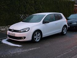 Weiß Gebraucht 2012 VW Golf VII Style Kleinwagen | 6.500 € (Fairer Preis)