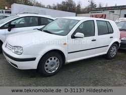 Weiß Gebraucht 1998 VW Golf IV Limousine | 687 € (Superpreis)