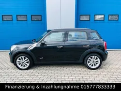 Schwarz Gebraucht 2011 Mini Cooper Countryman SUV | 9.500 €