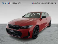 Melbourne rot metallic Gebraucht 2024 BMW 330 M Sport Limousine | 48.685 € (Guter Preis)
