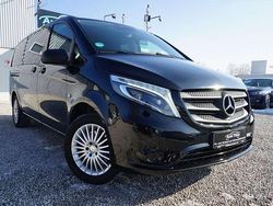 Obsidianschwarz metallic Gebraucht 2015 Mercedes Vito Van / Kleinbus | 27.950 € (Fairer Preis)