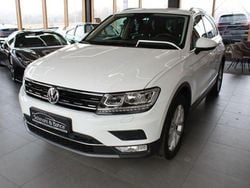 Weiß Gebraucht 2016 VW Tiguan Highline SUV | 19.990 € (Etwas zu teuer)