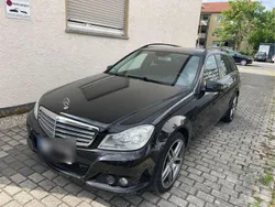 Schwarz Gebraucht 2013 Mercedes C200 Elegance Kombi | 7.750 € (Guter Preis)