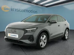 Grau Gebraucht 2023 Audi Q4 Sportback e-tron SUV | 29.649 € (Etwas zu teuer)