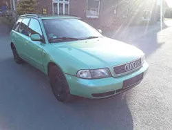 Grün Gebraucht 1997 Audi A4 Kombi | 650 € (Fairer Preis)