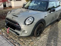 Grau Gebraucht 2018 Mini Cooper S Kleinwagen | 17.200 € (Fairer Preis)