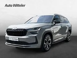 Grau Gebraucht 2024 Skoda Kodiaq SportLine SUV | 55.900 €
