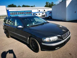 Schwarz Gebraucht 2002 Volvo V70 Kombi | 1.500 €