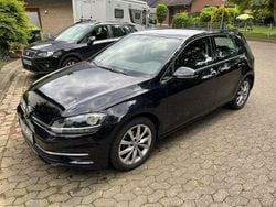 Schwarz Gebraucht 2019 VW Golf Comfortline Limousine | 12.000 € (Fairer Preis)