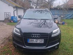 Schwarz Gebraucht 2007 Audi Q7 SUV | 10.000 € (Fairer Preis)