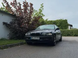 Blau Gebraucht 1999 BMW 320 Limousine | 4.100 €