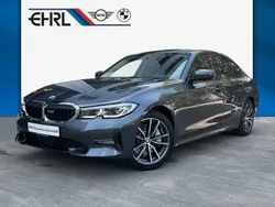 Grau Gebraucht 2019 BMW 330 Sport Line Limousine | 33.990 € (Fairer Preis)