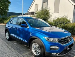 Blau Gebraucht 2018 VW T-Roc SUV | 15.500 € (Fairer Preis)