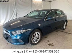 Denimblau (metallic) Gebraucht 2020 Mercedes A250 Progressive Limousine | 21.450 € (Guter Preis)
