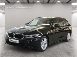 Schwarz Gebraucht 2022 BMW 330e Kombi | 34.900 € (Fairer Preis)