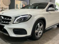 Weiß Gebraucht 2020 Mercedes GLA200 AMG line SUV | 27.990 € (Fairer Preis)