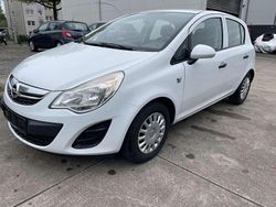 Casabl/arctic/eisweiss/kaolin Gebraucht 2012 Opel Corsa Selection Limousine | 3.400 € (Fairer Preis)