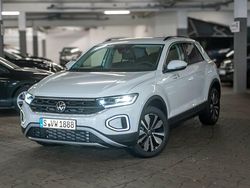 Pure white Neu 2025 VW T-Roc Move SUV | 31.481 € (Teuer)
