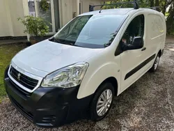 Weiß Gebraucht 2017 Peugeot Partner Van / Kleinbus | 5.450 €