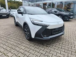 Platinumweiss Neu 2025 Toyota C-HR SUV | 40.900 €