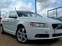 Weiß Gebraucht 2013 Volvo V70 Kinetic Kombi | 9.490 € (Fairer Preis)