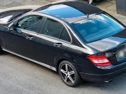 Schwarz Gebraucht 2009 Mercedes C200 Limousine | 5.432 € (Teuer)