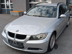 Titansilber metallic (metallic) Gebraucht 2007 BMW 318 Kombi | 2.390 € (Guter Preis)