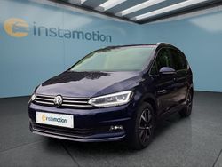 Blau Gebraucht 2024 VW Touran Van / Kleinbus | 35.799 € (Etwas zu teuer)
