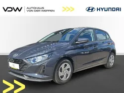 Aurora grey (grau) Neu 2025 Hyundai i20 Select Limousine | 20.669 € (Etwas zu teuer)