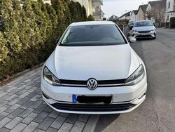 Weiß Gebraucht 2017 VW Golf VII Comfortline Kleinwagen | 9.000 € (Superpreis)