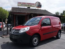 Rot Gebraucht 2017 Renault Kangoo Rapid Extra Van / Kleinbus | 8.390 € (Guter Preis)