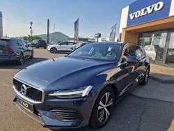 Denim blue / metallic Gebraucht 2022 Volvo V60 Momentum Kombi | 26.990 € (Superpreis)