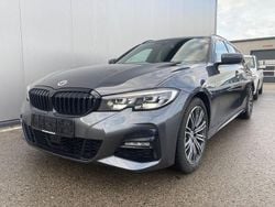 Grau Gebraucht 2022 BMW 318 M Sport Limousine | 28.700 € (Guter Preis)