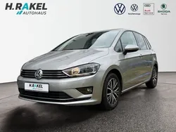 Silber Gebraucht 2016 VW Golf VII Allstar Limousine | 13.450 € (Etwas zu teuer)