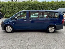 Blau Gebraucht 2021 Mercedes Vito Van / Kleinbus | 24.980 € (Fairer Preis)