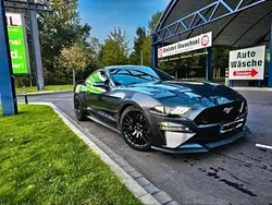 Grau Gebraucht 2020 Ford Mustang Coupé | 43.000 €