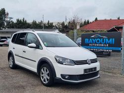 Weiß Gebraucht 2012 VW Touran Cross Van / Kleinbus | 8.990 € (Guter Preis)