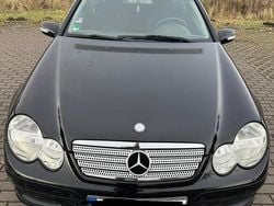 Schwarz Gebraucht 2006 Mercedes C180 Coupé | 1.550 € (Superpreis)