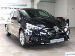 Schwarz Gebraucht 2022 Renault Clio V Intens Limousine | 16.490 € (Guter Preis)