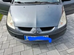 Grau Gebraucht 2006 Mitsubishi Colt Inform Limousine | 1.500 € (Guter Preis)