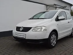 Weiß Gebraucht 2009 VW Fox Kleinwagen | 1.990 € (Fairer Preis)