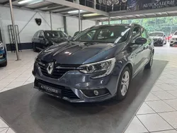 Grau Gebraucht 2020 Renault Mégane IV Business Limousine | 15.950 € (Fairer Preis)