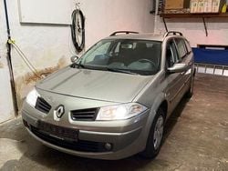 Grau Gebraucht 2007 Renault Mégane II Avantage Limousine | 2.100 € (Fairer Preis)