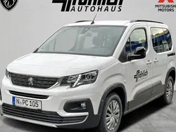 Schwarz Gebraucht 2024 Peugeot Rifter Allure Van / Kleinbus | 22.990 € (Guter Preis)