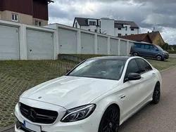 Weiß Gebraucht 2017 Mercedes C63 AMG AMG Limousine | 38.000 € (Guter Preis)