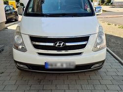 Weiß Gebraucht 2009 Hyundai H-1 Van / Kleinbus | 7.999 € (Teuer)