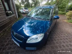 Blau Gebraucht 2009 Skoda Roomster Kombi | 2.550 € (Fairer Preis)